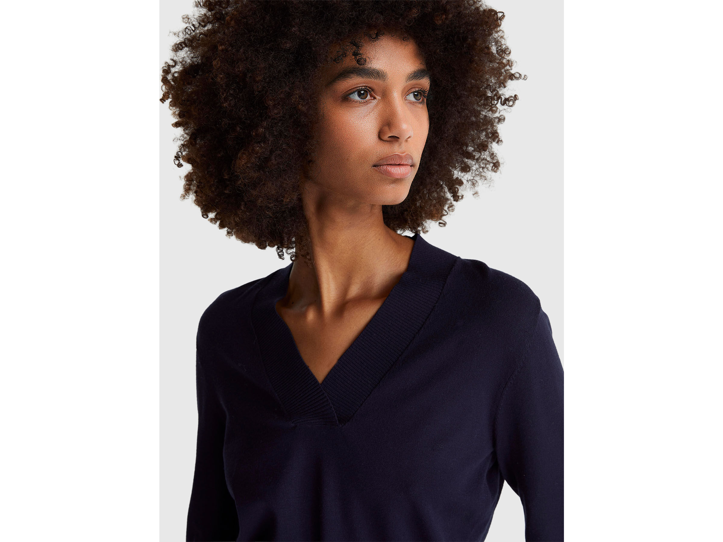 V NECK SWEATER L/S Women image number 4